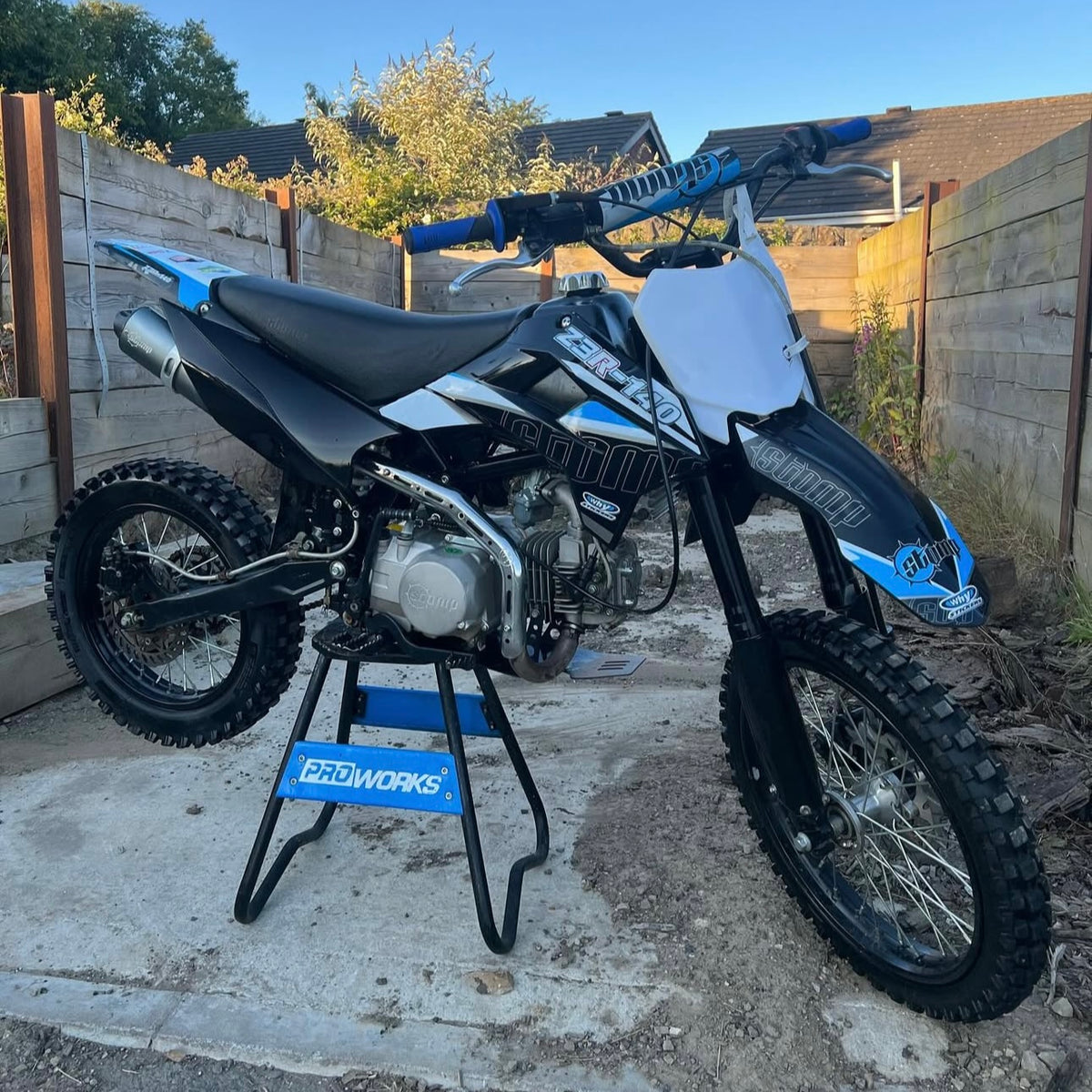Stomp Z3R 140cc Big Wheel Pitbike 2018